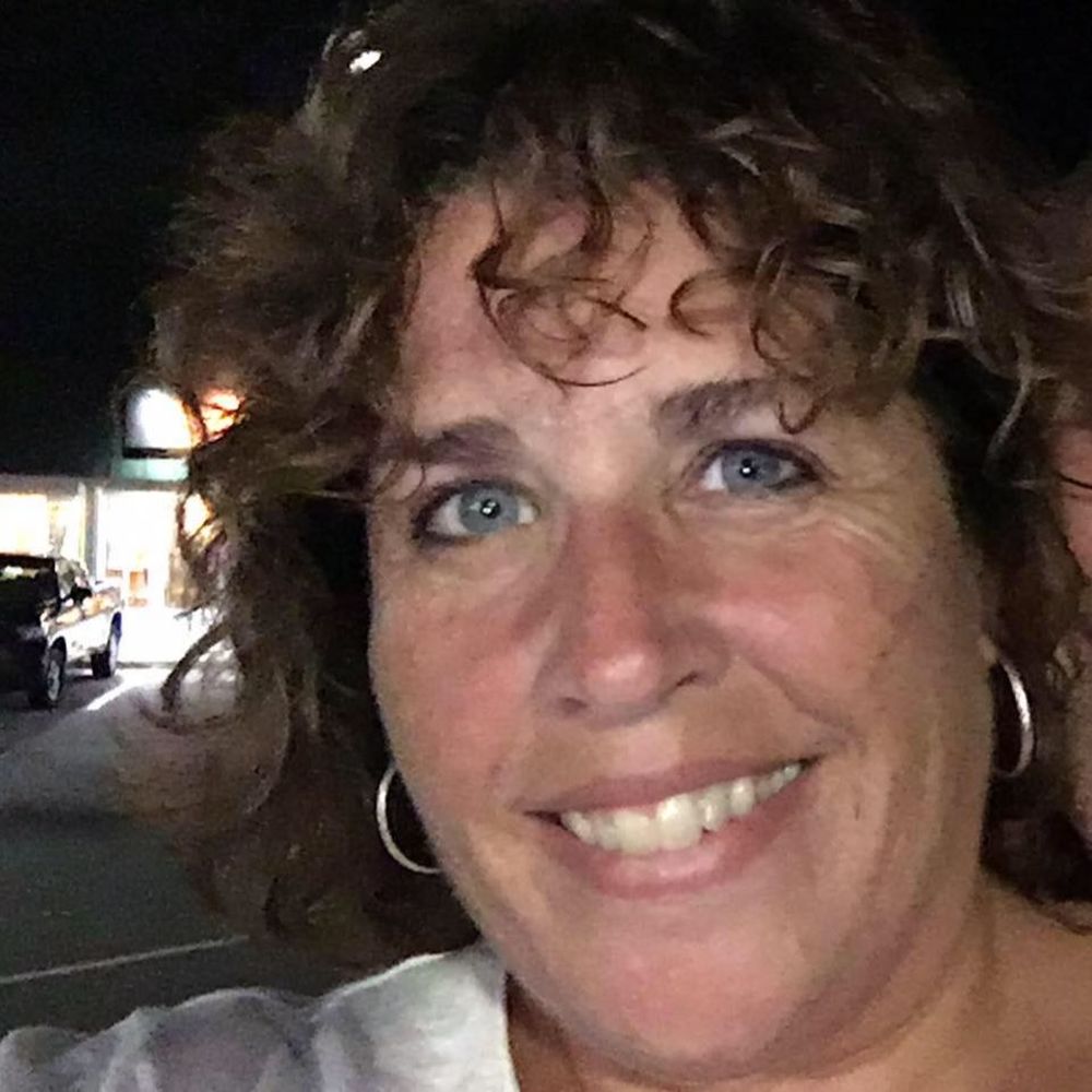 Meet your Posher, Angela
